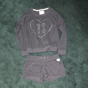 Victoria's Secret Charcoal Heart Lounge Top